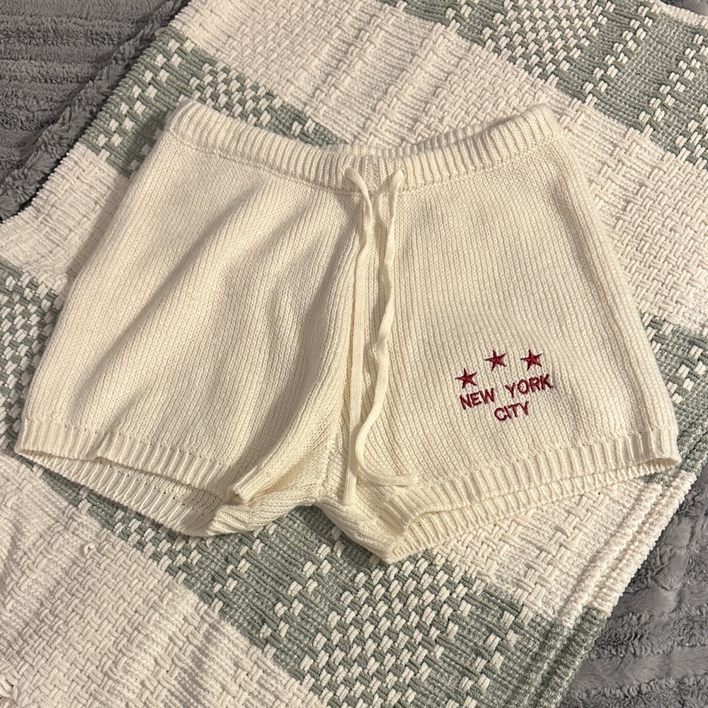 Spirit Jersey New York City knit shorts 🍎